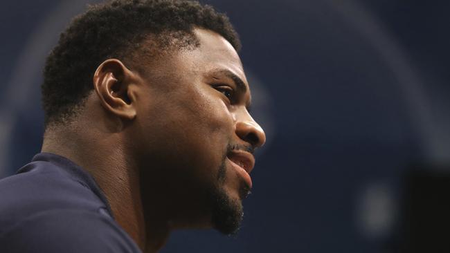 Khalil Mack meets the Chicago media after signing with the Bears. (Tim Boyle/Chicago Sun-Times via AP)