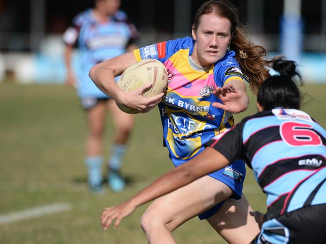 Tamika Upton playing with the Yeppoon Seagulls.