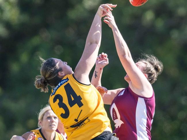 Action from the opening day of the AFL Masters National Carnival. Picture Dave Gleeson