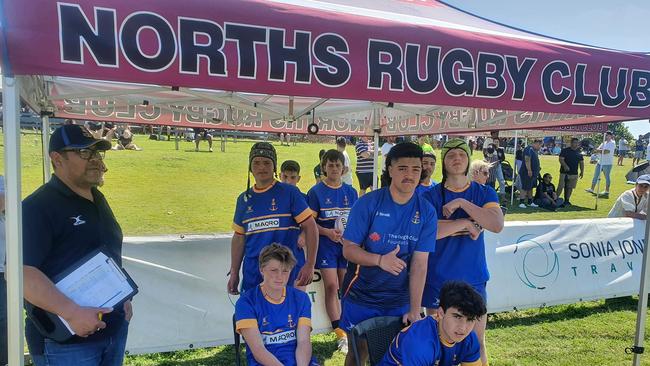 Sydney players staying out of the heat at the game day with Brisbane Juniors. Pics: Facebook