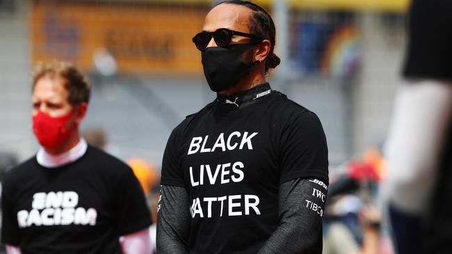 Lewis Hamilton sends the Black Lives Matter message on the grid.