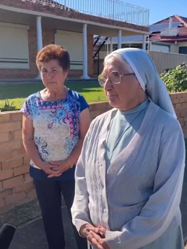 Sister Quintilia pays tribute to Nonna Maria. Picture: Zayda Dollie