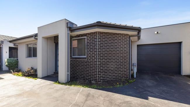 The two-bedroom townhouse at 2/12 Hart St, Airport West sold for $635,000.