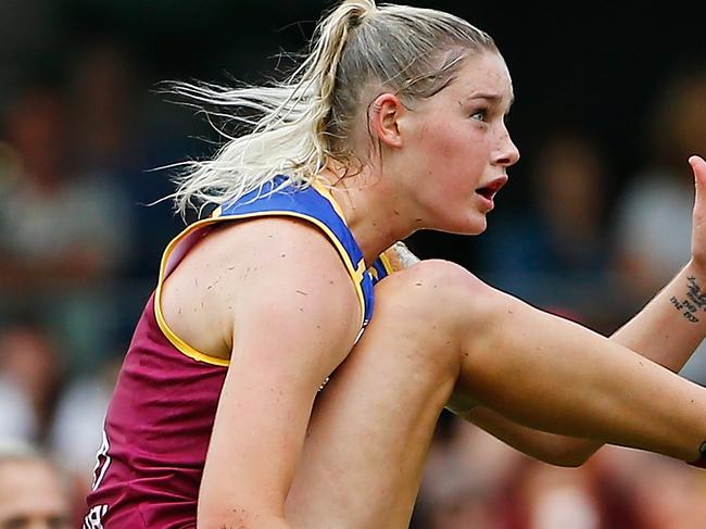 GOLD COAST, AUSTRALIA - MARCH 25:  Tayla Harris  of the Lions in action  during the AFL Women's Grand Final between the Brisbane Lions and the Adelaide Crows on March 25, 2017 in Gold Coast, Australia.  (Photo by Jason O'Brien/Getty Images)