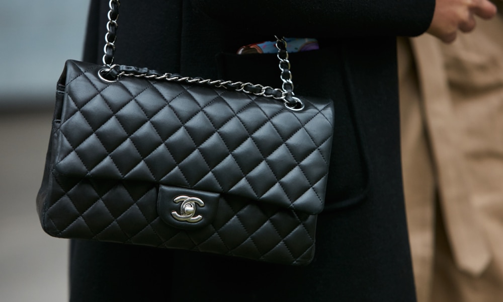 Chanel diamond hotsell forever handbag