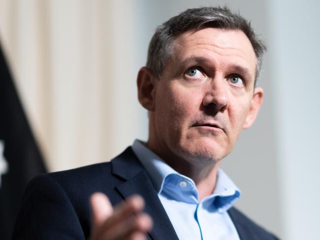 Chief Minister Michael Gunner and NT Police Commissioner Jamie Chalker give an update on policing and policy regarding the coronavirus pandemic. Picture: Che Chorley