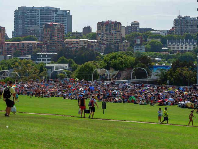 New Years Eve Spectators at around 9am this morning pictured on the grass near Art gallery of New south wales. Monday December 31 2018 ( Image / Monique Harmer)