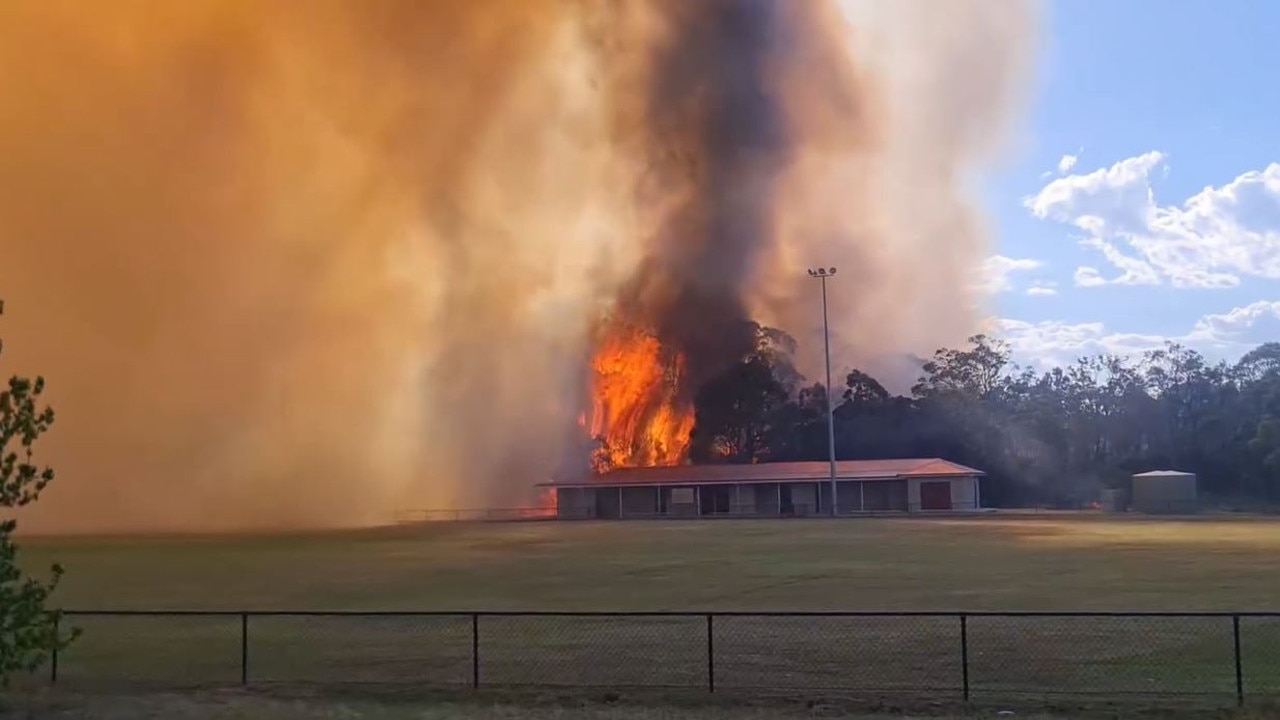 The fire at Kurri Kurri is threatening homes and the Kurri Kurri Hospital. Picture Facebook / Steven Longbottom