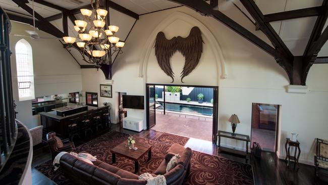 The grand living space at The Old Wesley, Echuca.