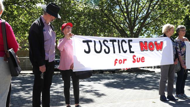 Sue Neill-Fraser supporters outside the Supreme Court.