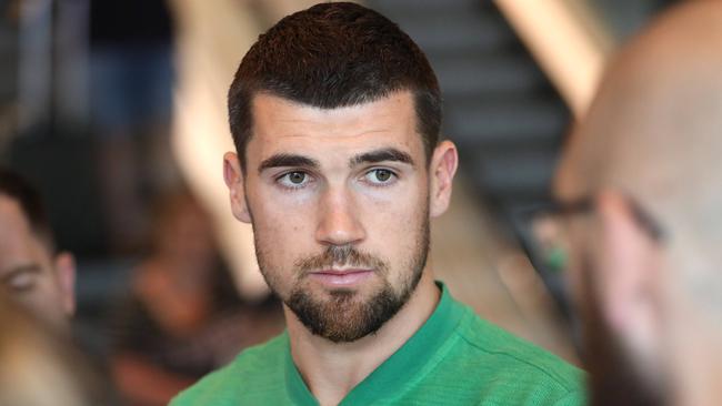 Socceroos Mat Ryan speaks to media at Sydney airport, 18th November 2018. Picture by Damian Shaw