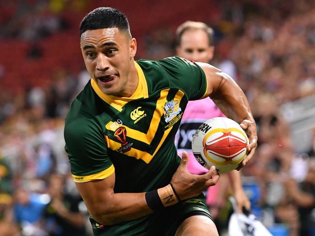 Valentine Holmes of Australia scores a try during the Rugby League World Cup semi-final between Australia and Fiji played at Suncorp Stadium in Brisbane, Friday, November 24, 2017. ( AAP Image / Darren England ) NO ARCHIVING, EDITORIAL USE ONLY