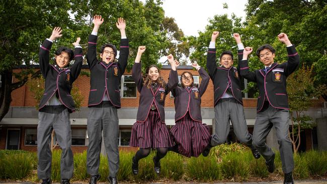 Haileybury students Kim Zhu, Kerry Zhu, Abigail Gardiner, Chloe Lay, Michael Sun and Jiaqi (Carl) Lu all achieved the highest possible ATAR of 99.95. Picture: Mark Stewart