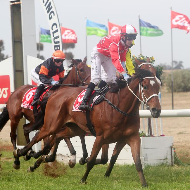 Nathan Punch wins the Mt Wycheproof Cup on Bannerton.