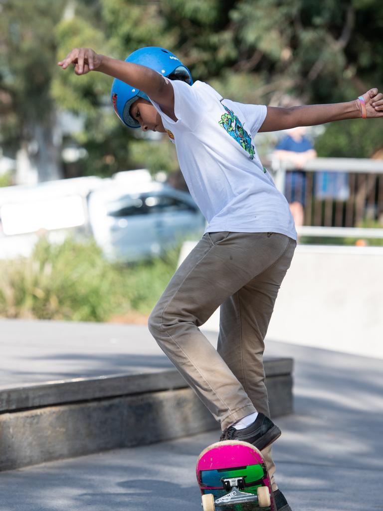 Sachin Solman pictured competing at Berowra skate park at the skate, scooter and BMX battle royale. (AAP IMAGE / MONIQUE HARMER)