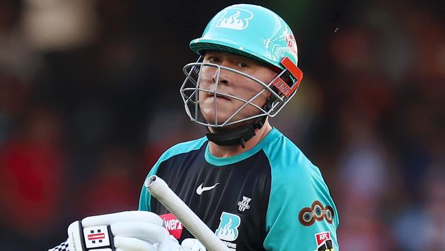 MELBOURNE, AUSTRALIA - JANUARY 18: Matt Renshaw of the Heat looks on while leaving the field after being dismissed by Callum Stow of the Renegades during the BBL match between Melbourne Renegades and Brisbane Heat at Marvel Stadium, on January 18, 2025, in Melbourne, Australia. (Photo by Mike Owen/Getty Images)