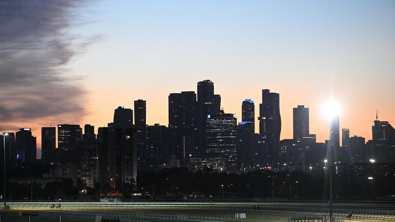 MELBOURNE, AUSTRALIA - FEBRUARY 28: The Melbourne skyline is seen during trackwork at Flemington Racecourse on February 28, 2025 in Melbourne, Australia. (Photo by Vince Caligiuri/Getty Images)