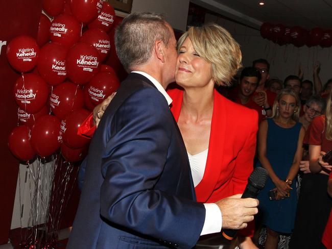 Ms Keneally embraces Leader of the Opposition Bill Shorten after accepting defeat.