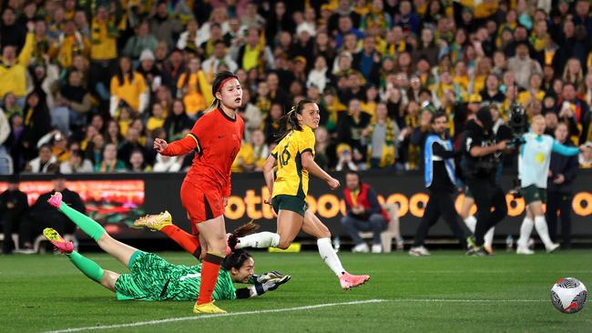 Raso drills the second. (Photo by Cameron Spencer/Getty Images)