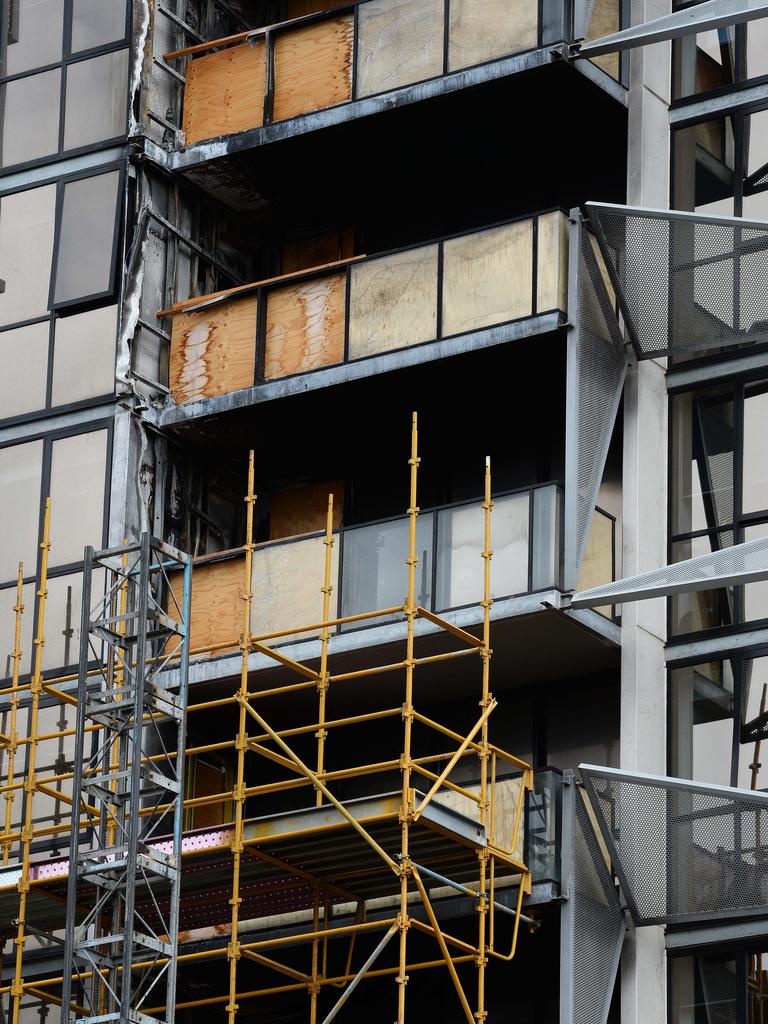 Audit Finds Hundreds Of Buildings With Dangerous Cladding | Herald Sun