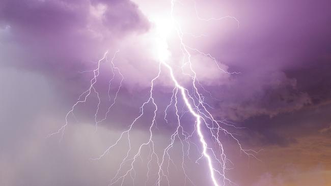 Melbourne Woman Dies After Being Struck By Lightning Au — Australias Leading News Site 