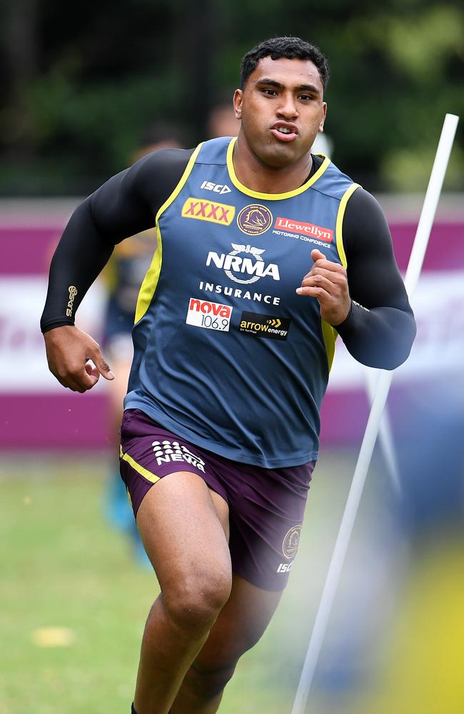 Tevita Pangai Jnr returns from injury on the bench. (AAP Image/Dan Peled)