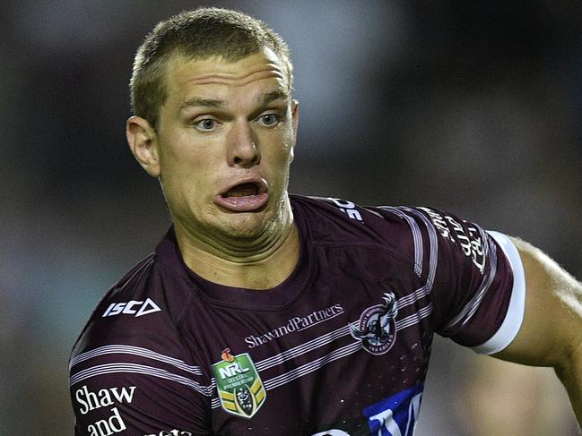 Tom Trbojevic of the Sea Eagles looks to pass the ball during the Round 4 NRL match between the Manly-Warringah Sea Eagles and the Canberra Raiders at Lottoland in Sydney, Saturday, March 31, 2018. (AAP Image/Dan Himbrechts) NO ARCHIVING, EDITORIAL USE ONLY