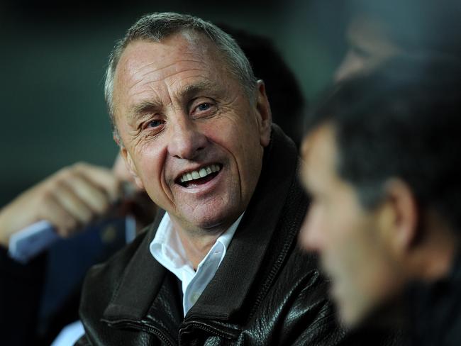 BARCELONA, SPAIN - DECEMBER 22: Head coach Johan Cruyff of Catalunya smiles during the international friendly match between Catalunya and Argentina at the Camp Nou stadium on December 22, 2009 in Barcelona, Spain. (Photo by Jasper Juinen/Getty Images)