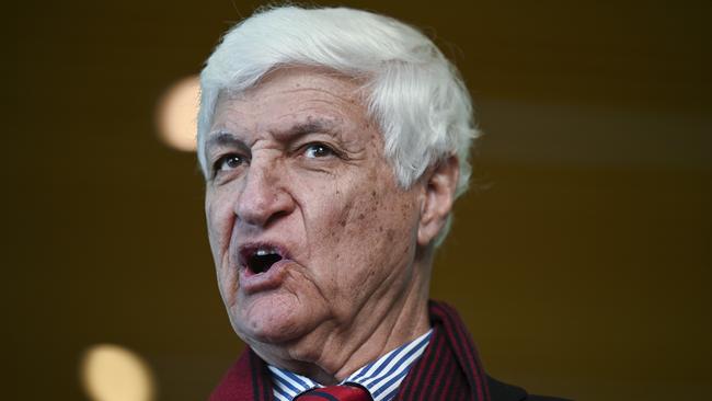 Maverick MP Bob Katter has taken aim at the Commonwealth Bank for introducing a fee to withdraw cash. Picture: NewsWire / Martin Ollman