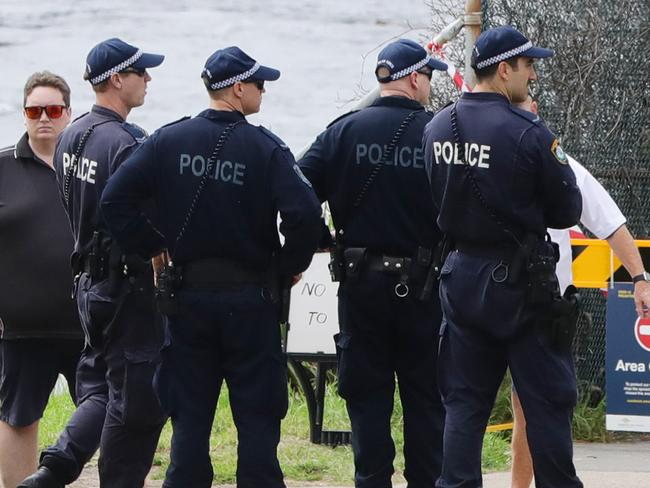 3 APRIL 2020 SYDNEY AU WWW.MATRIXPICTURES.COM.AU  EXCLUSIVE PICTURES  Police arrive at Little bay to speak with people flaunting the law by going onto the beach and then using the Golf Course to escape during the COVID-19 outbreak in Sydney.  Nasser waited for Police who only moments before left to sneak down.   Note: All editorial images subject to the following: For editorial use only. Additional clearance required for commercial, wireless, internet or promotional use.Images may not be altered or modified. Matrix Media Group makes no representations or warranties regarding names, trademarks or logos appearing in the images.