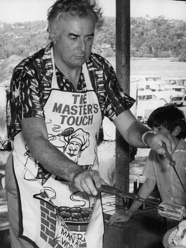 PM Gough Whitlam at Labor party picnic at National Fitness camp, 30/04/72. pic News Limited.
