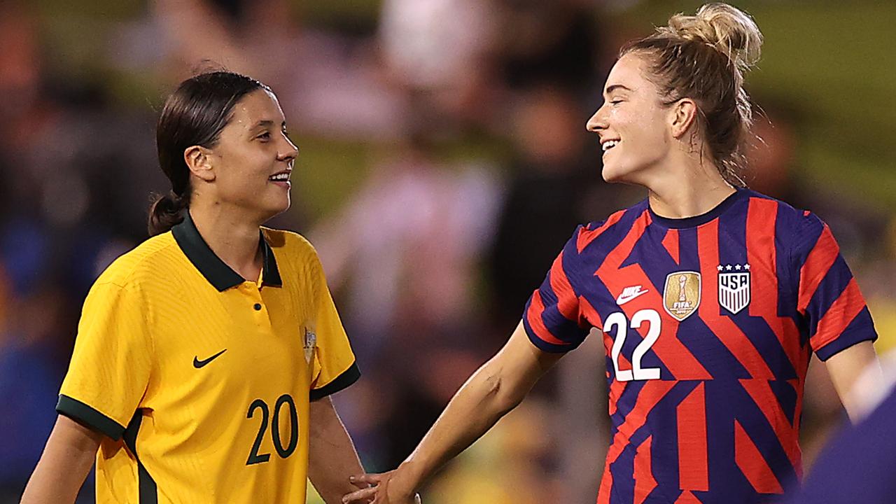 Sam Kerr of the Matildas with girlfriend Kristie Mewis. Photo by Mark Kolbe/Getty Images.
