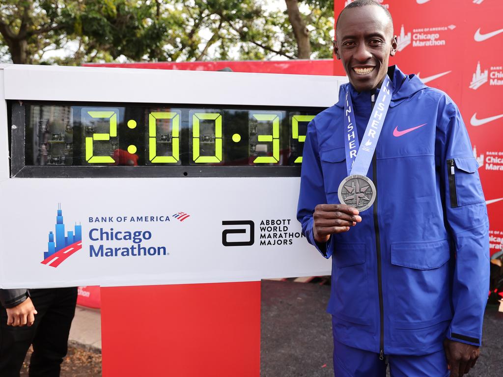 Kelvin Kiptum dead at 24: Reaction to marathon world record holder car  crash, Kenya President William Ruto leads tributes