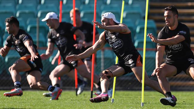 Farah puts his injured leg to the test at Leichhardt Oval on Wednesday morning. Picture: Brett Costello