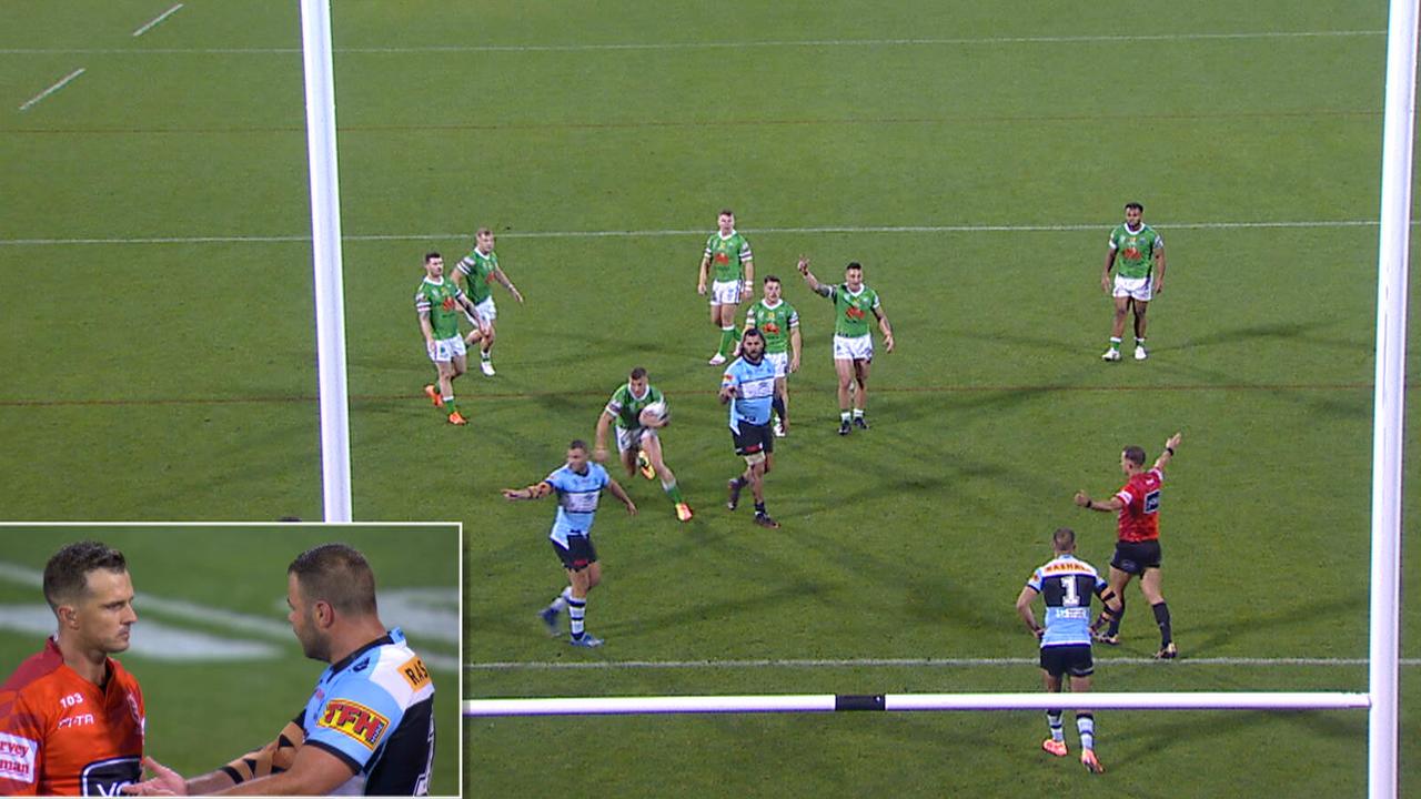 Jack Wighton makes a break after taking a quick tap