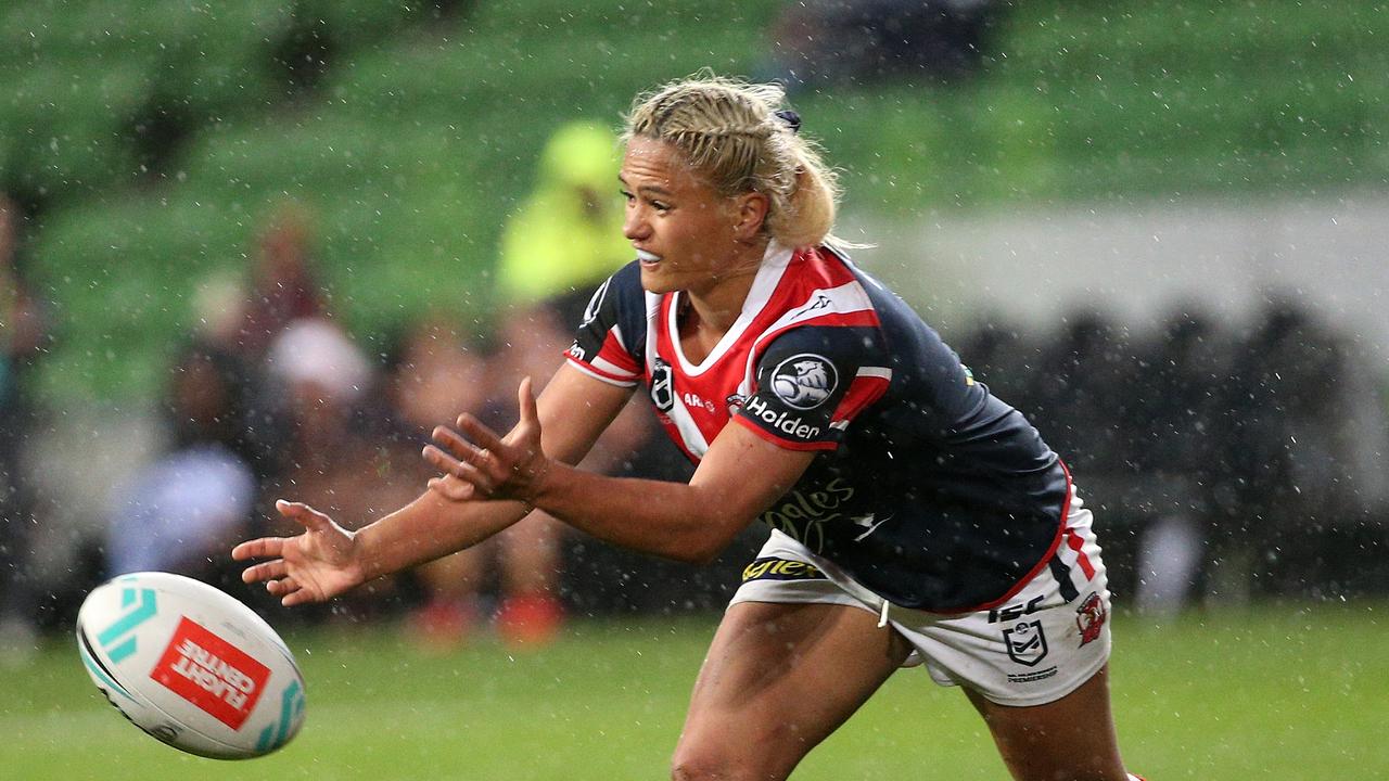 Nita Maynard plays for the Roosters in the NRLW and Bears in Harvey Norman’s Women’s Premiership. (AAP Image/Hamish Blair)