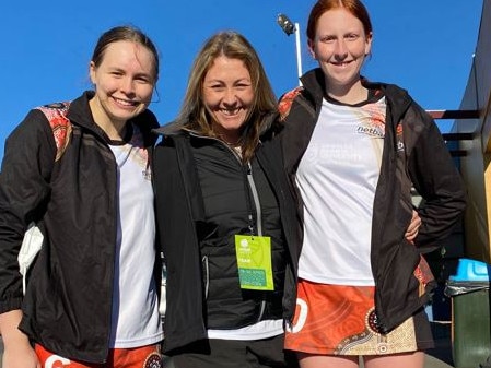 Amelia Napier, Netball Northern Territory executive officer Penny Shearer and Izzy Ross. Picture: Supplied.