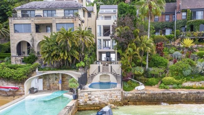 **FOR THE WEEKEND TELEGRAPH ONLY** JONATHAN CHANCELLOR REAL ESTATE COLUMN*  3)  3a Carthona Avenue, Darling Point https://www.realestate.com.au/property/3a-carthona-ave-darling-point-nsw-2027/