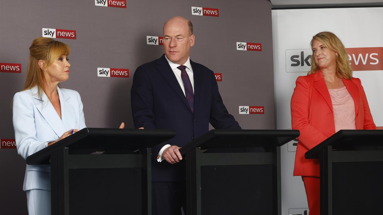 The candidates discuss the key issues for North Sydney. Picture: Richard Dobson