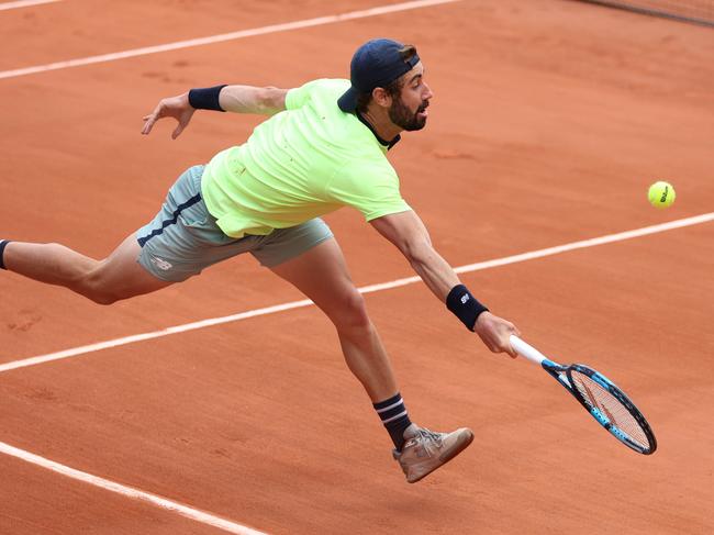 PARIS, FRANCE - MAY 26: Jordan Thompson of Australia plays a forehand against Maximilian Marterer of Germany on Day One of the 2024 French Open at Roland Garros on May 26, 2024 in Paris, France. (Photo by Dan Istitene/Getty Images)