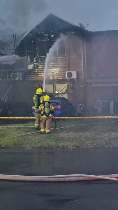 Blaze takes hold of Lake Macquarie home