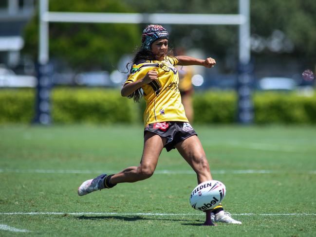 Aamira Renouf in action for the Sunshine Coast Falcons. Picture: Mitch Ensby/QRL.