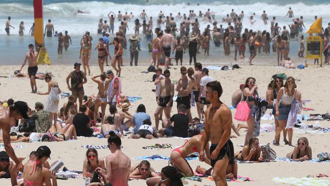 Schoolies on the beach at Surfers Paradise. Picture: Mike Batterham