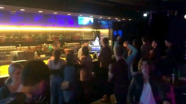 Video vision of nightclubs in Fortitude Valley being busy with partygoers enjoying there first night back in nightclubs Picture Ch9