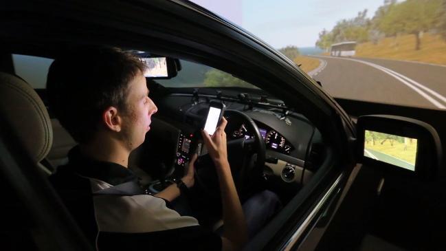 Mobile phones a mass problem for distracted drivers