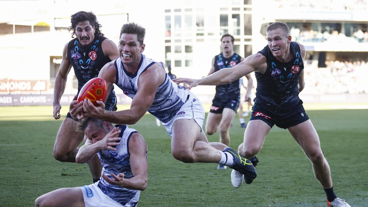 Tom Hawkins booted 2.2 as Geelong’s forwards dominated. Picture: Daniel Pockett/AFL Photos