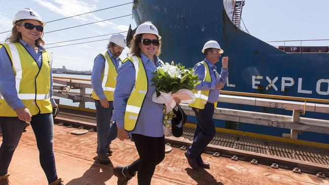 Ginia and Gina Rinehart, Tad Watroba and CEO Barry Fitzpatrick inspect a shipment of iron ore