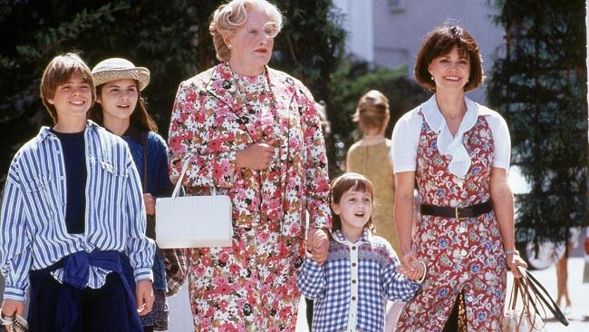 The Mrs Doubtfire cast.