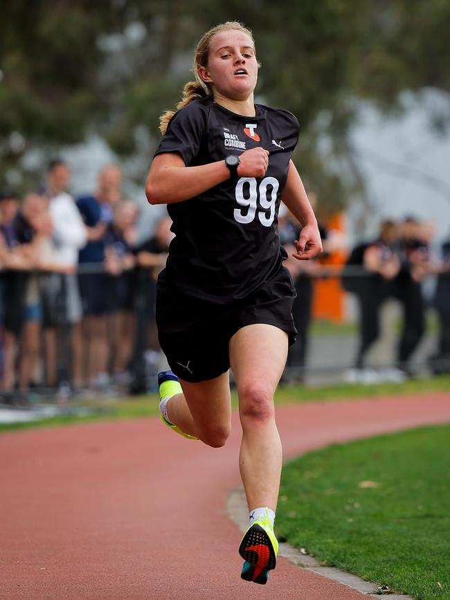 Sarah Poustie won the girls’ 2km time trial. Picture: Getty Images