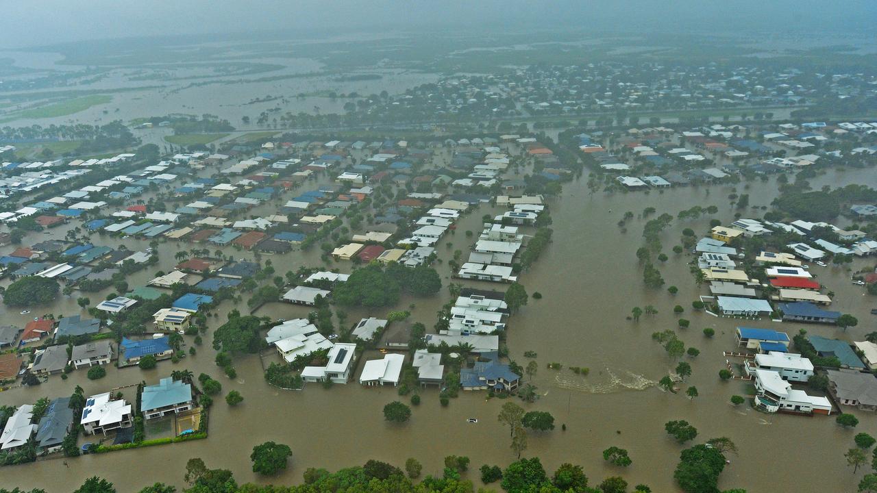 Townsville floods. Aerial damage of Idalia from a helicopter. Picture: Zak Simmonds